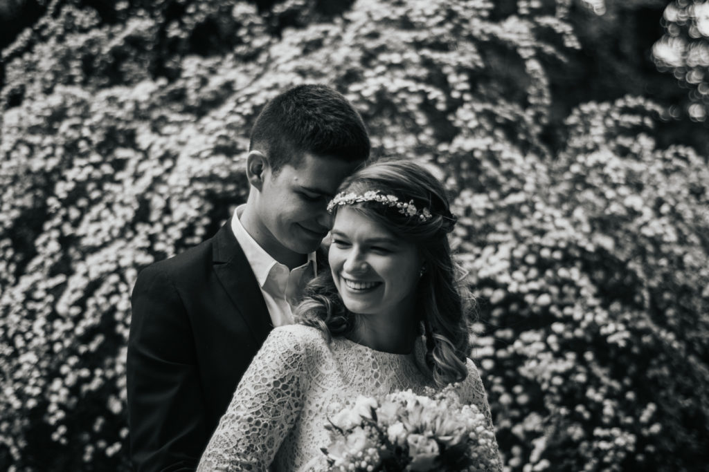 Séance couple de mariage.