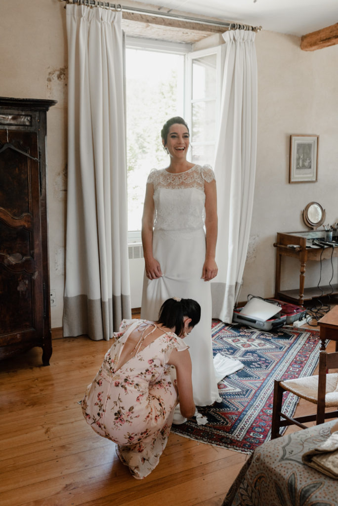 Mariée se préparant