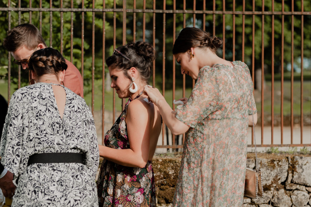 invités se tatouant