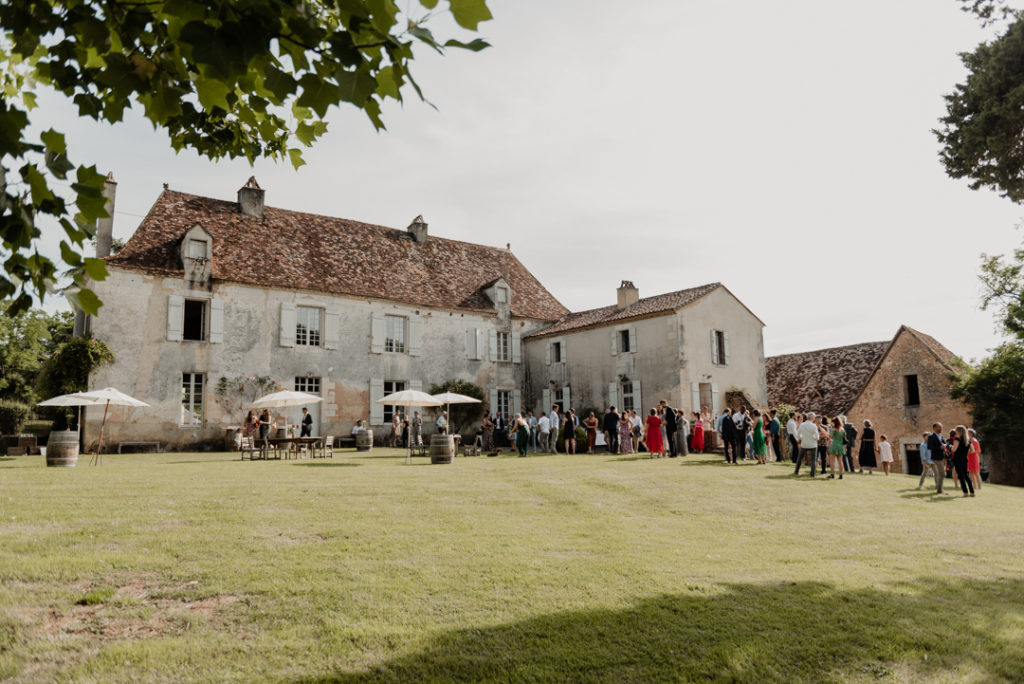 Invités au. Domaine de la Léotardie