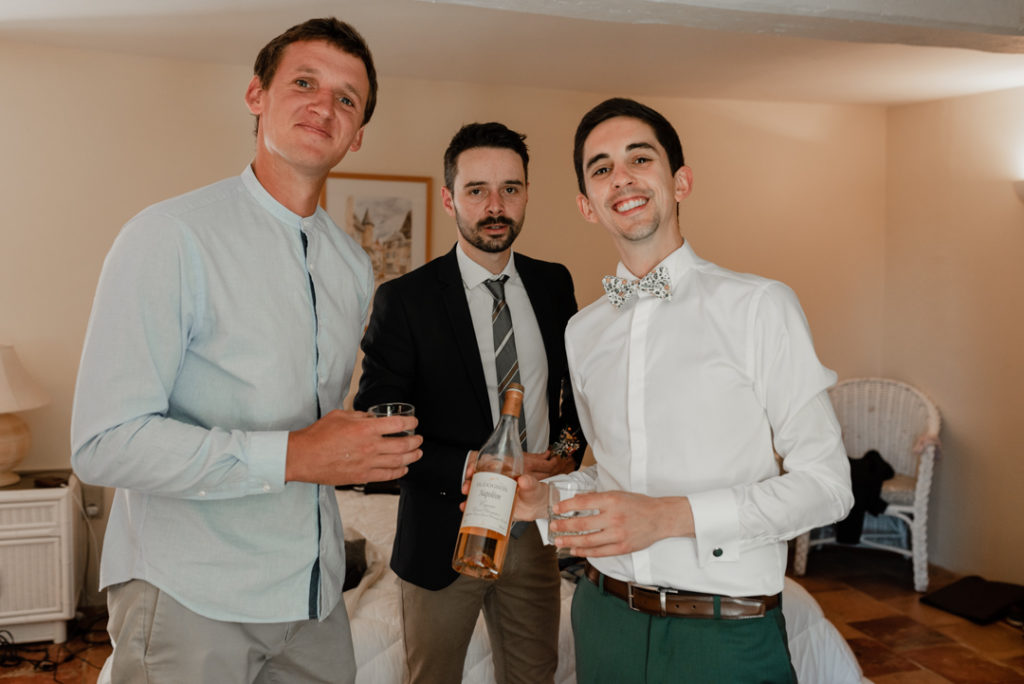 Marié et ses témoins